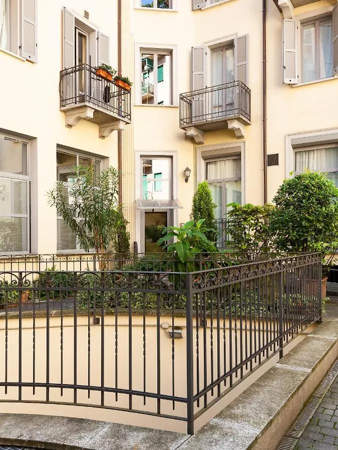 Apartment Easyhomes-Solera Milan
