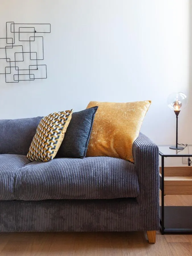 Easyhomes-Solera Milan Italy